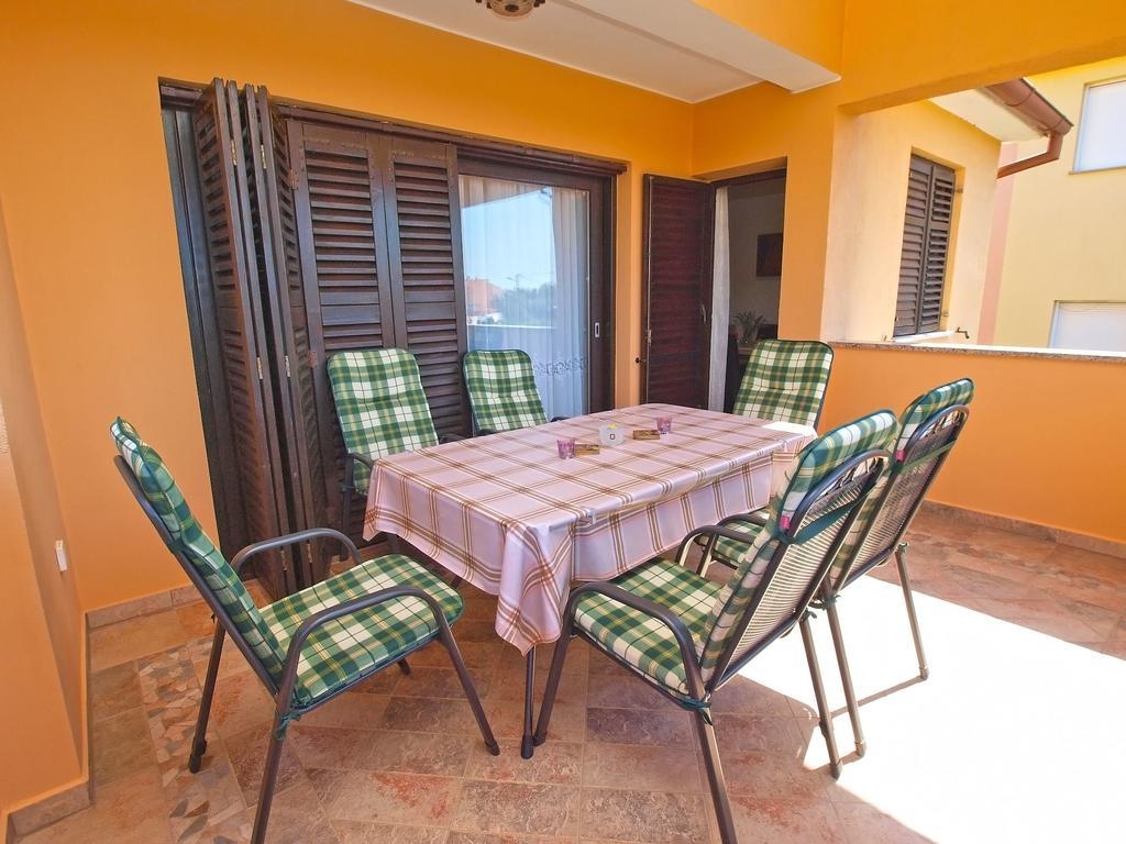 Apartment Mato 1424 Pula Exterior photo