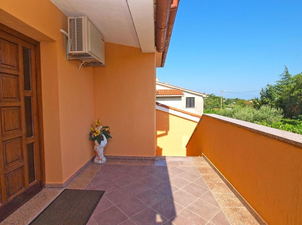 Apartment Mato 1424 Pula Exterior photo